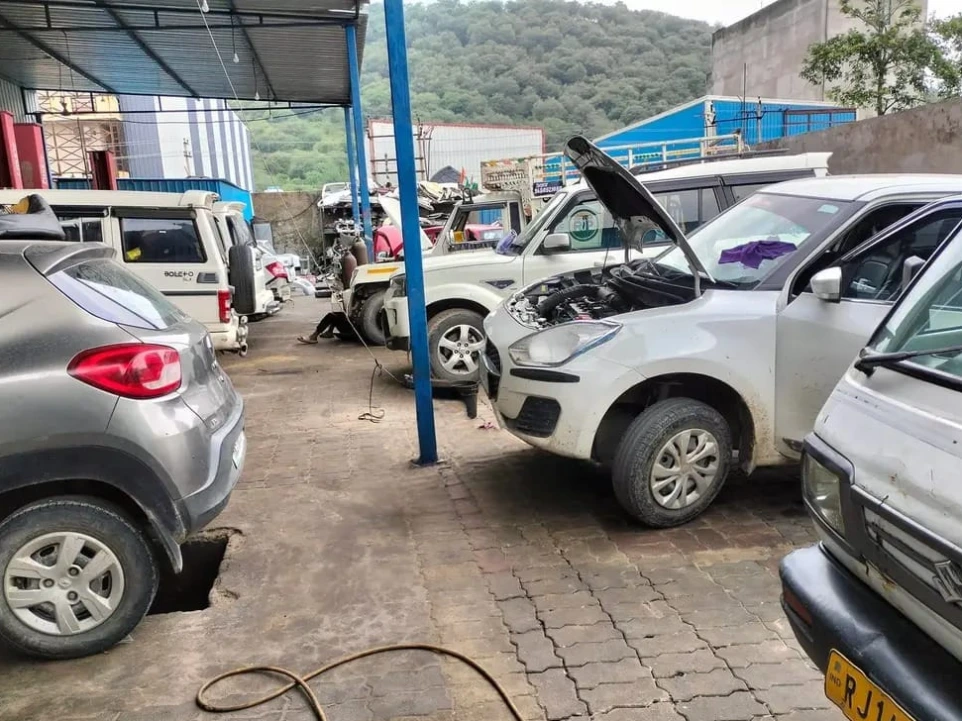 vehicle repair service at Hari Kripa Services automobile workshop